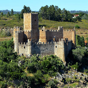 Tomar e Castelo de Almourol Visita Guiada Privada “Os Templários”, GoAlcobaca Guia Turístico de Alcobaça