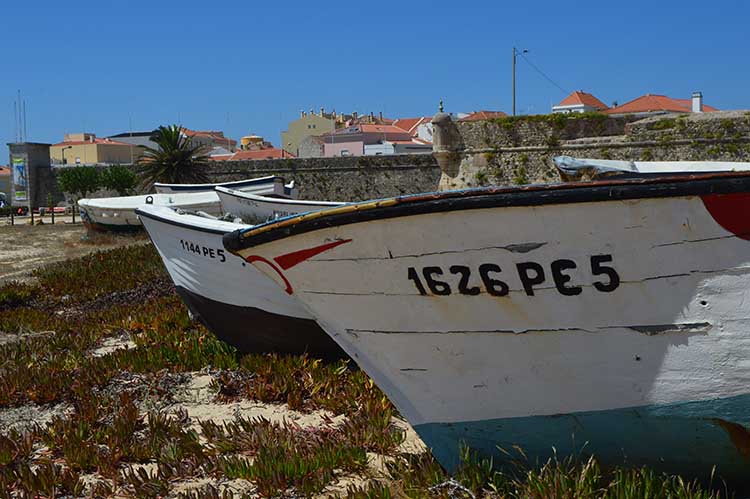 Barco de pesca tradicional em Peniche